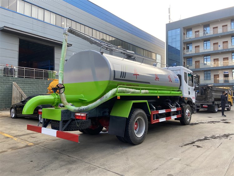 東風(fēng)D9養(yǎng)殖場(chǎng)12方吸糞車